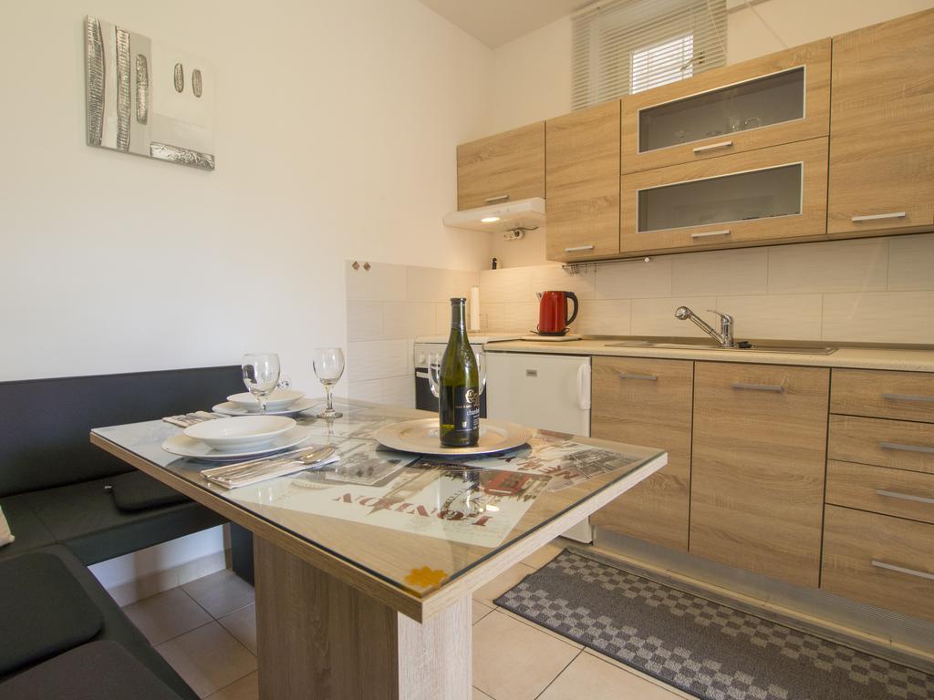 Apartment Dominik สปลิท ภายนอก รูปภาพ